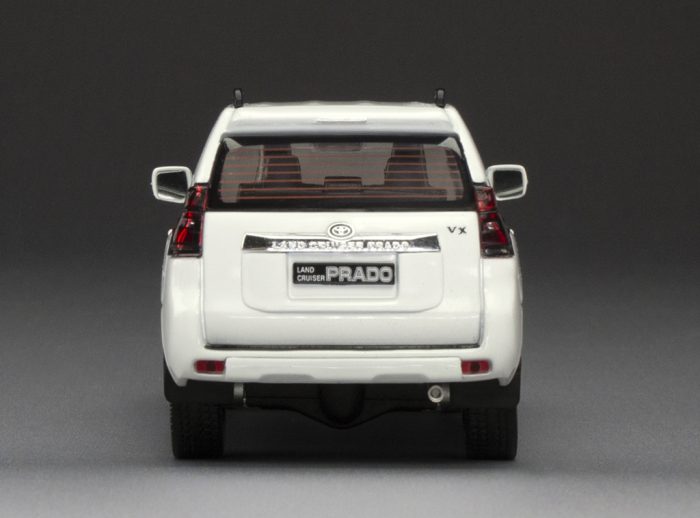 Toyota Land Cruiser Prado 2018 - Glacier White (limited edition 399pcs) - Image 5