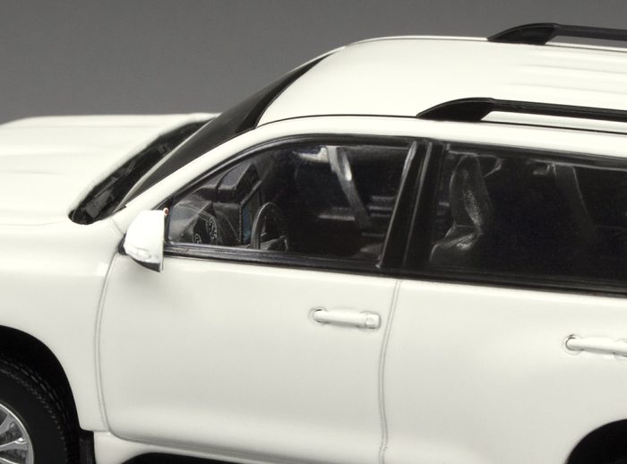 Toyota Land Cruiser Prado 2018 - Glacier White (limited edition 399pcs) - Image 8