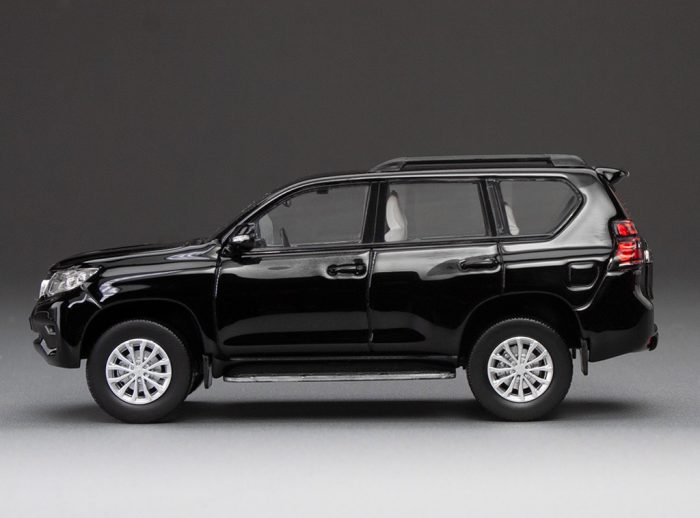 Toyota Land Cruiser Prado 2018 - Eclipse Black (limited edition 399pcs) - Image 6
