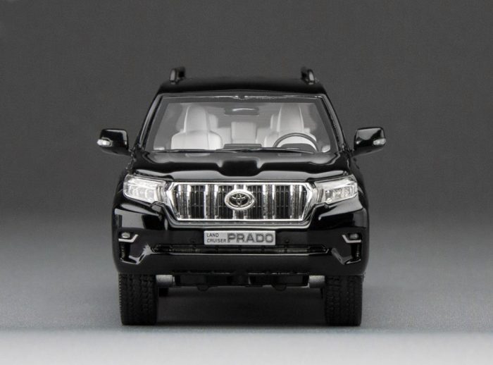 Toyota Land Cruiser Prado 2018 - Eclipse Black (limited edition 399pcs) - Image 4