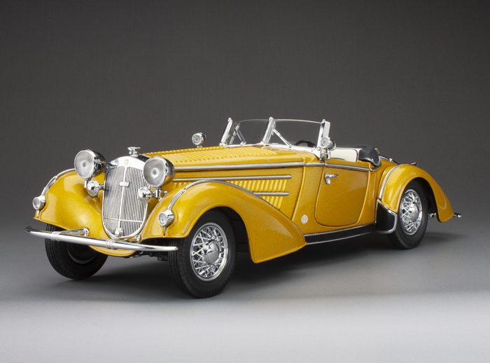 1393 Horch 855 Roadster - Gold