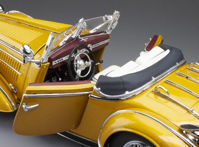 1393 Horch 855 Roadster - Gold - Image 9